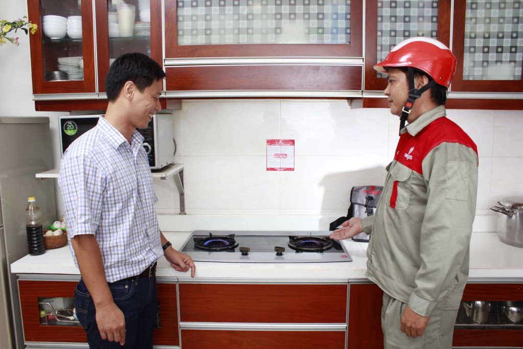 cach-kiem-tra-chat-luong-van-gas-va-day-dan-gas3