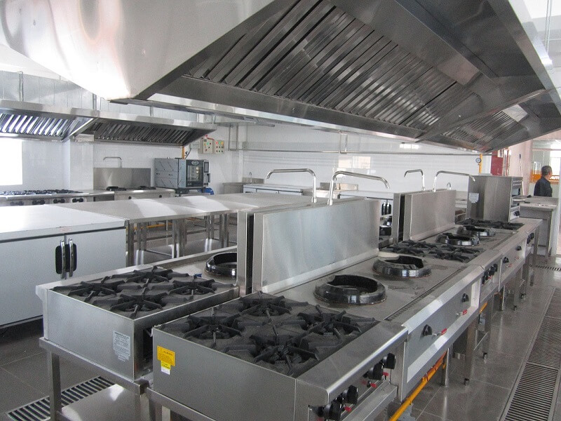 Cách tăng tuổi thọ cho thiết bị bếp nhà hàng